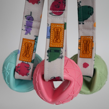 Lade das Bild in den Galerie-Viewer, Wasserfester Wurfball